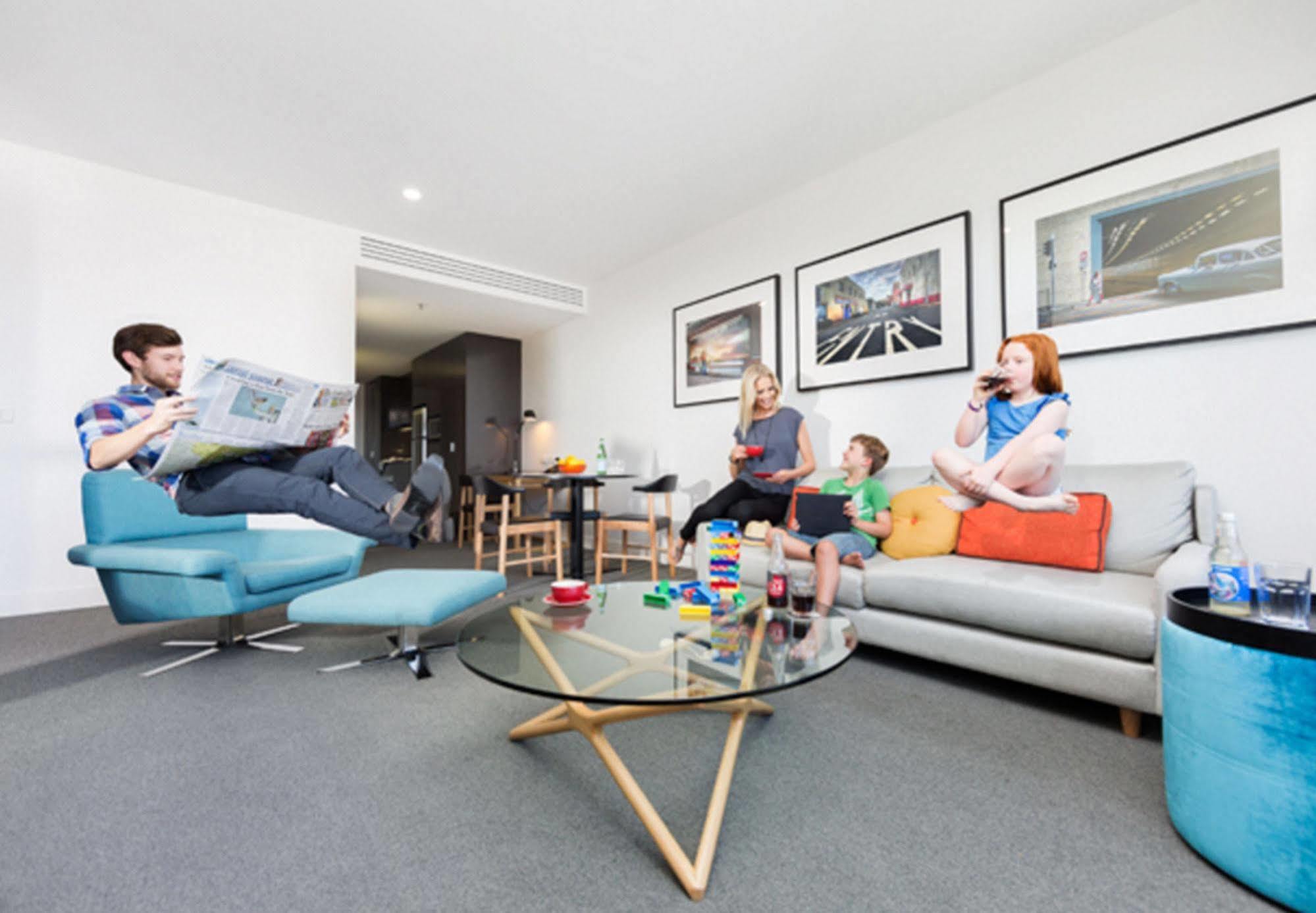 East Hotel And Apartments Canberra Ngoại thất bức ảnh